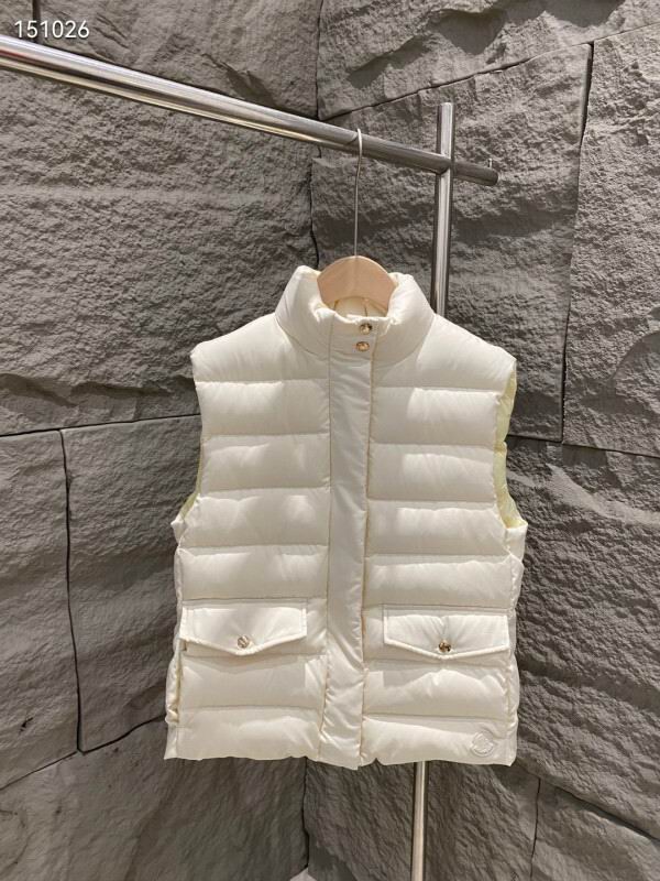 Moncler Down Vest Wmns ID:20260111-322